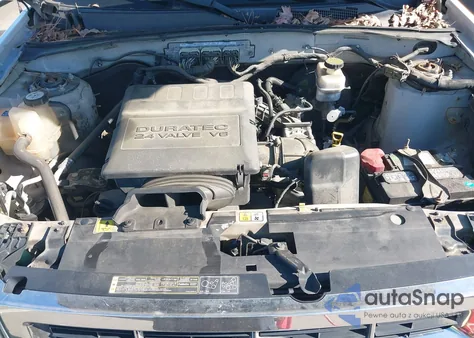 2012 Ford Escape Xlt z USA, uszkodzony, nr VIN 1FMCU9DG7CKB98576